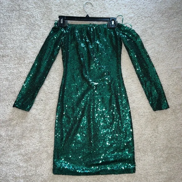 gianni bini sequin dress Mini Womens S Black Silver Metallic Mesh Reputation A Few Have Come Off But Isnt Obvious Or Take Away For This Beautiful Dress Gianni Bini Harley Barbie Pink Sequin Size 6 Open Back Dress Gianni Bini x DANNIJO Sequin